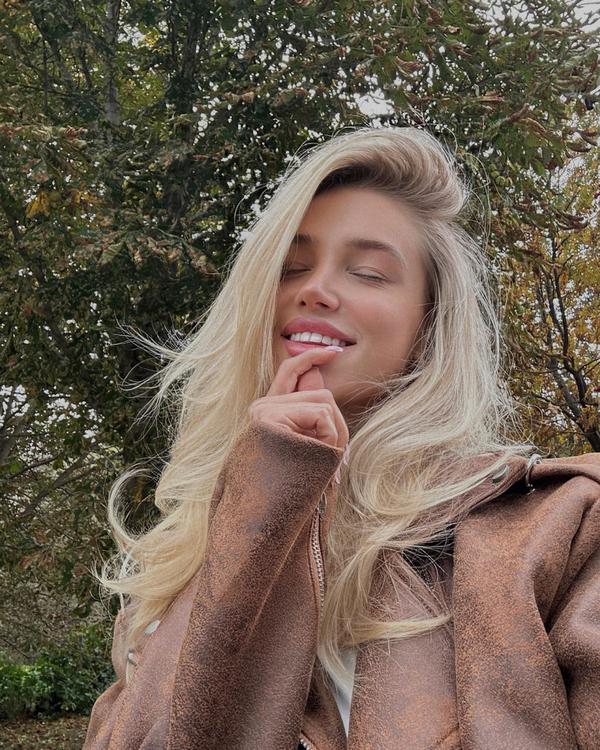 Valeria Oscura Despierta Tus Deseos Más Profundos y Secretos 1 Mis Fotos