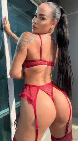 Lorena Esme la compañía perfecta para tus momentos inolvidables