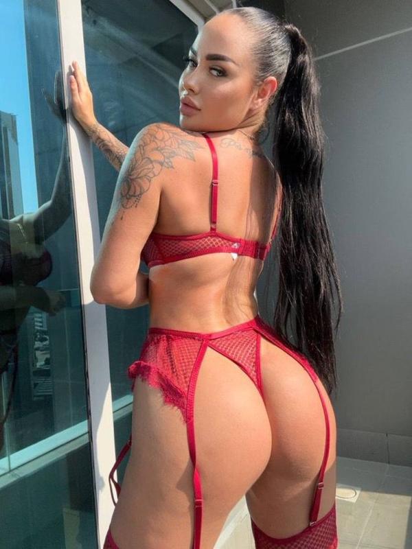 Lorena Esme la compañía perfecta para tus momentos inolvidables