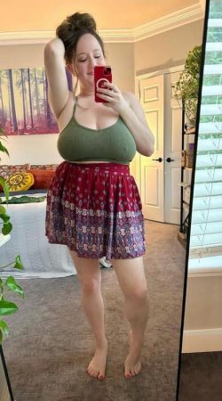 Descubre la pasión irresistible de Nayeli Rocío